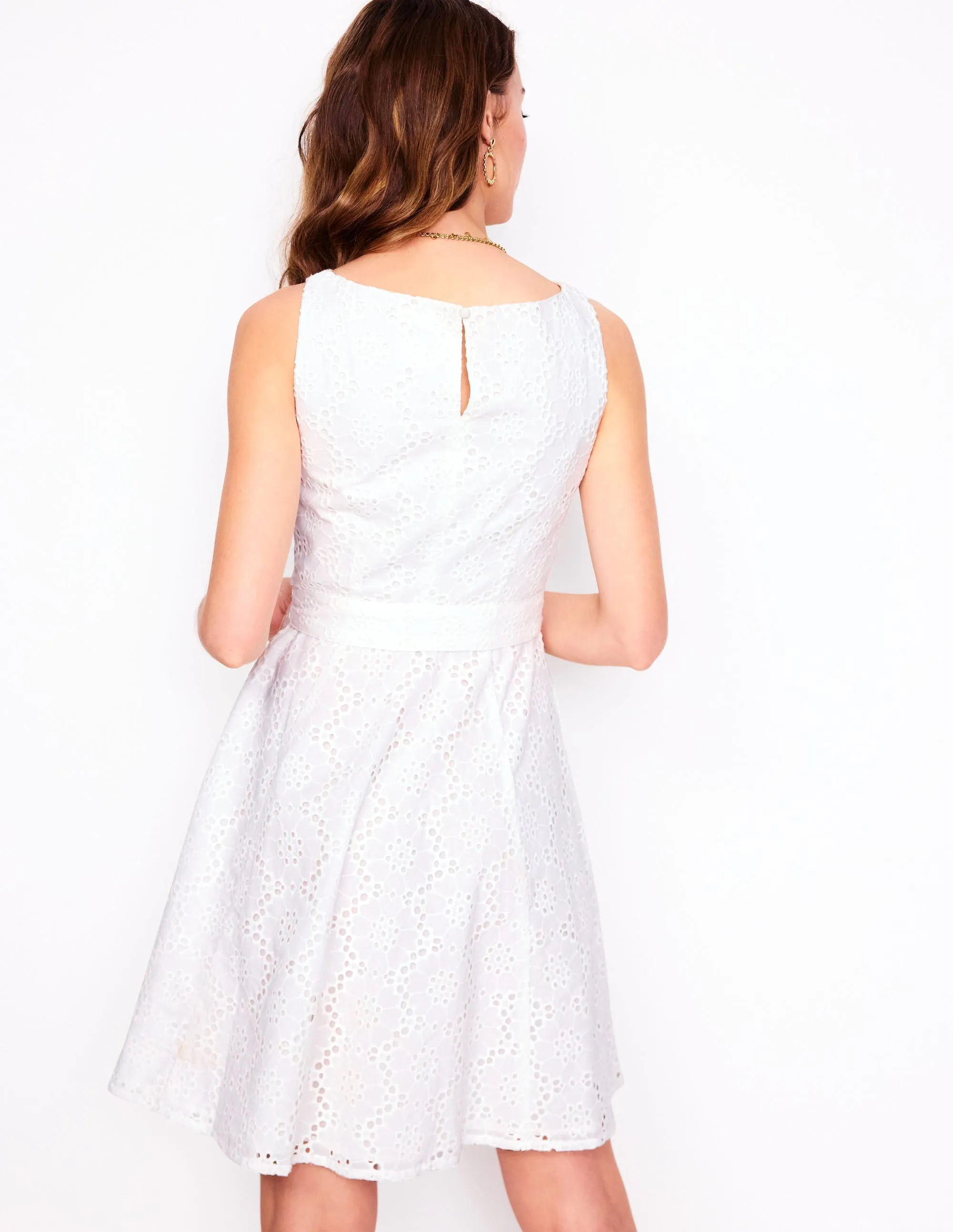 Anya Sleeveless Broderie Dress-White