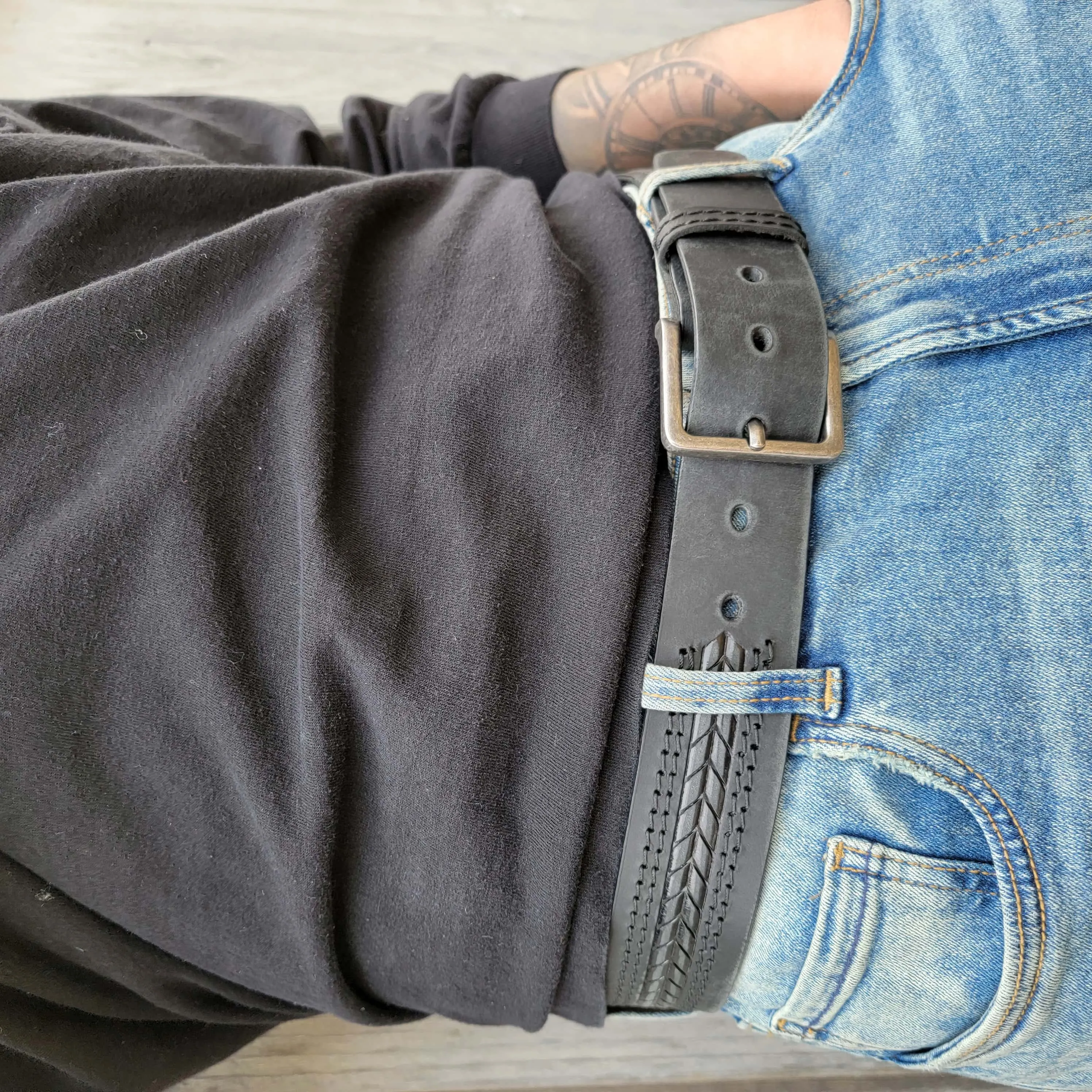 The Purpose Belt - Black Custom Engraved Arrow Patterned 100% Real Leather Belt